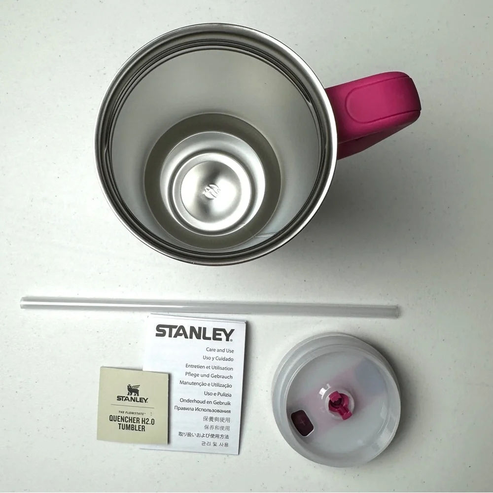 NWT Stanley Fuchsia 40 Ounce Quencher H2.O FlowState Tumbler - Picture 7 of 8